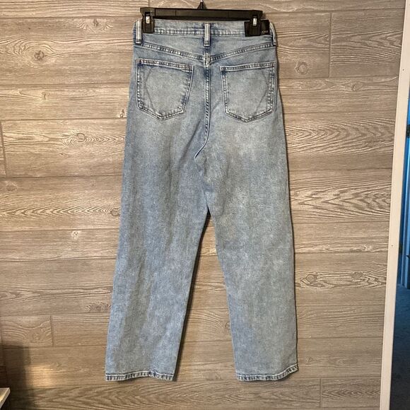 KENDALL + KYLIE The Icon High Rise Distressed skater Straight Leg Jeans - 7/28 - Picture 3 of 3